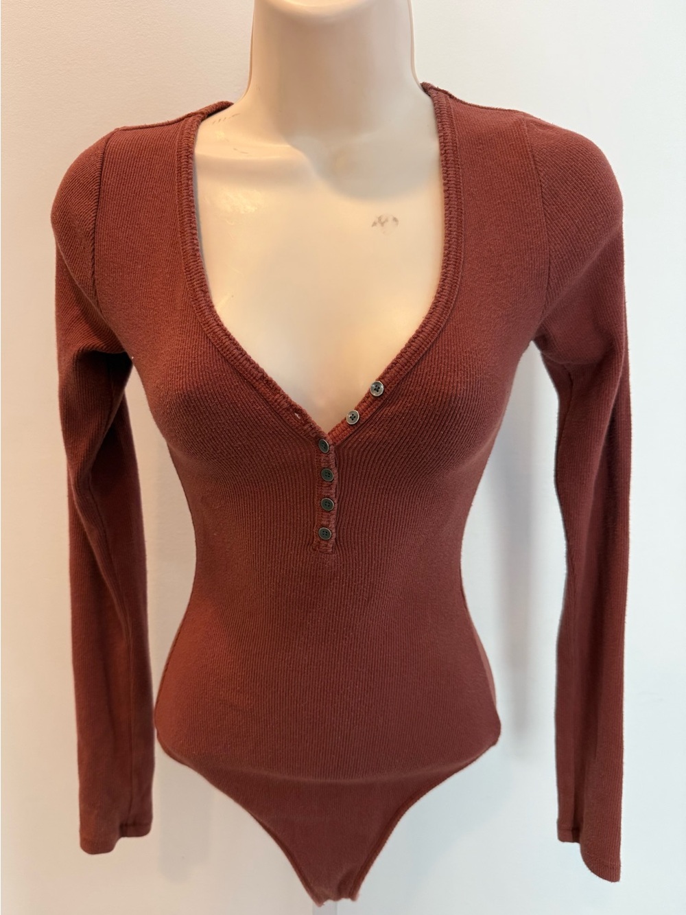 Abercrombie & Fitch Ribbed Henley Bodysuit in Rust Brown